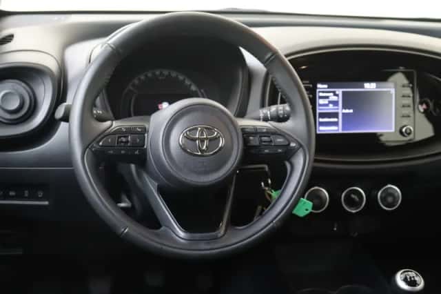 Toyota Aygo (2023) thumbnail 6
