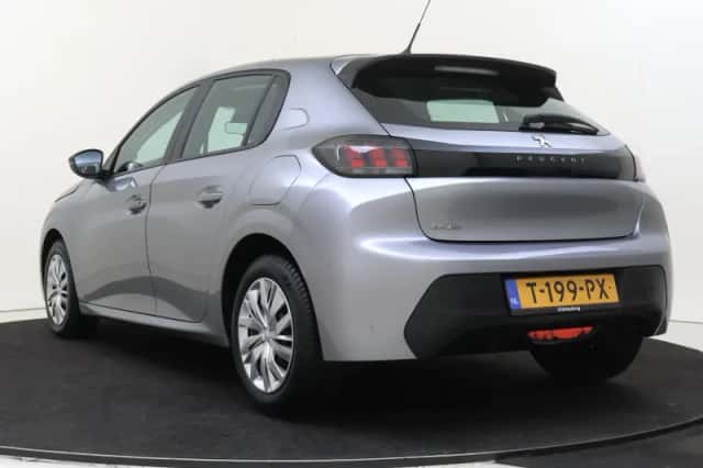 Peugeot 208 (2023) thumbnail 4