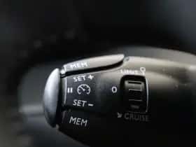 Peugeot e-2008 (2021) thumbnail 24