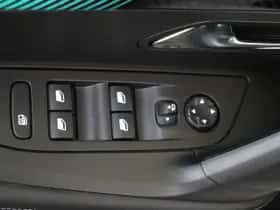 Peugeot e-2008 (2021) thumbnail 31