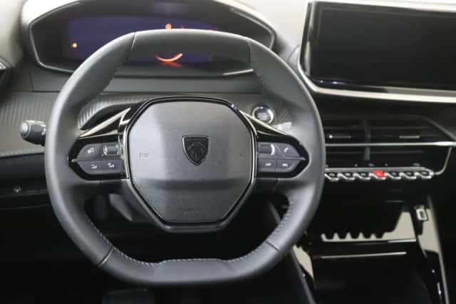 Peugeot e-2008 (2025) thumbnail 6