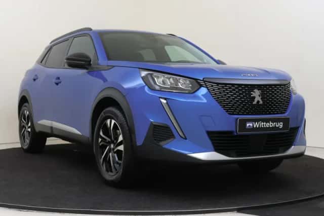 Peugeot 2008 (2022) thumbnail 3