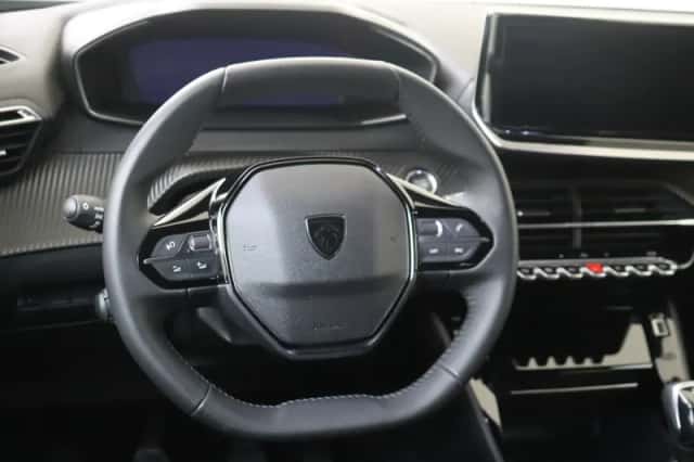 Peugeot 2008 (2025) thumbnail 6