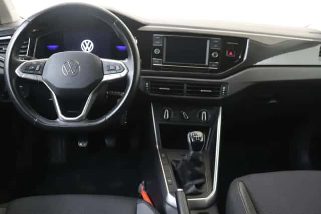 Volkswagen Polo (2022) thumbnail 5