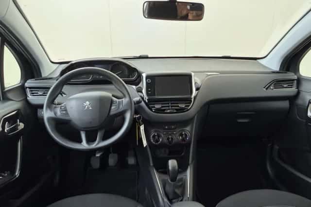 Peugeot 208 (2016) thumbnail 5