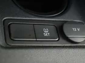 Volkswagen Up! (2023) thumbnail 21