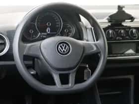 Volkswagen Up! (2023) thumbnail 6