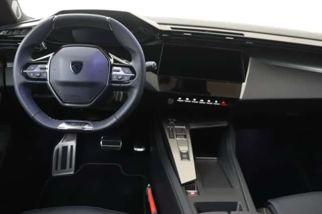 Peugeot 408 (2025) thumbnail 5