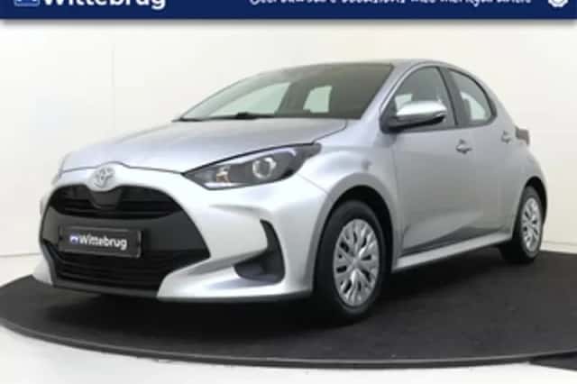 Toyota Yaris (2023) thumbnail 1