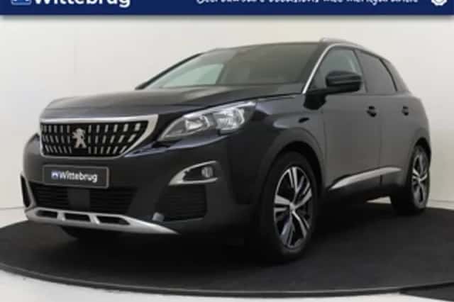 Peugeot 3008 (2019) thumbnail 1