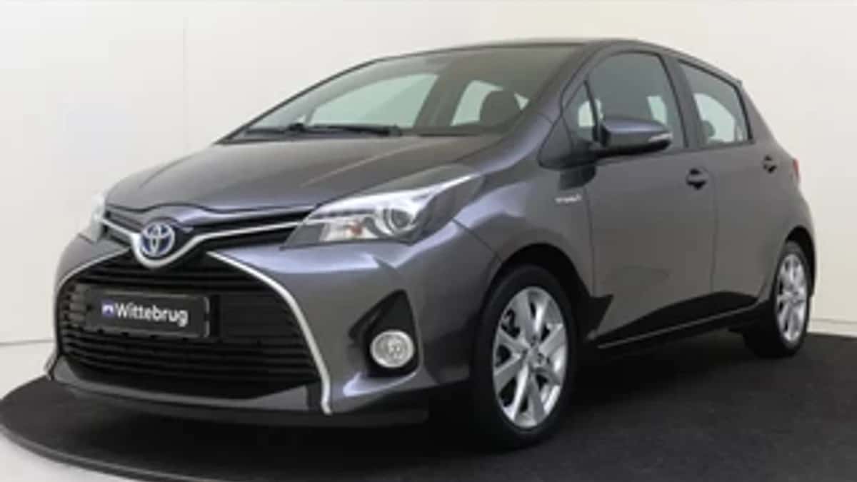 Toyota Yaris (2016) — foto 1