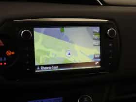 Toyota Yaris (2016) thumbnail 15