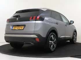 Peugeot 3008 (2018) thumbnail 11