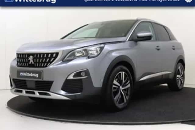 Peugeot 3008 (2018) thumbnail 1