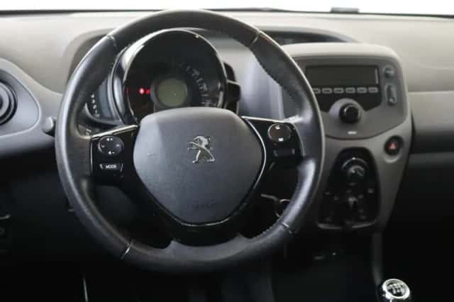 Peugeot 108 (2021) thumbnail 6
