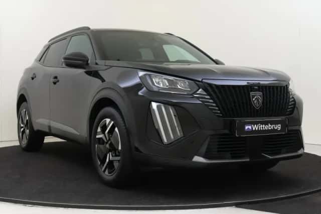 Peugeot 2008 (2024) thumbnail 3