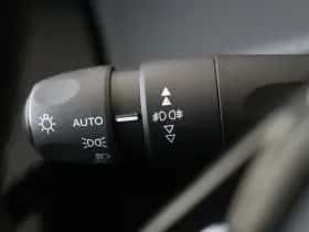 Peugeot e-2008 (2021) thumbnail 30