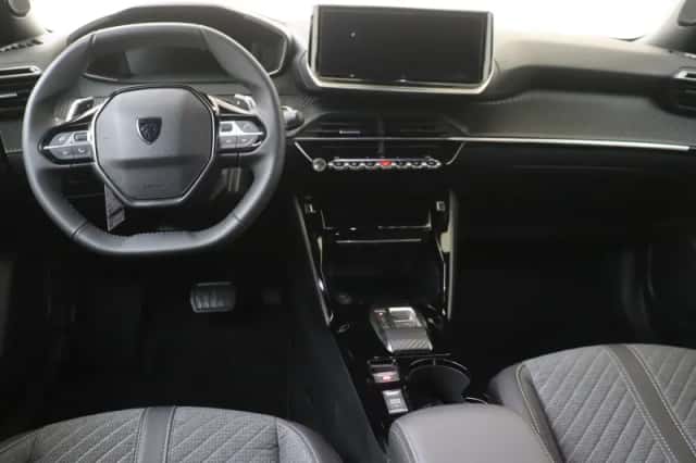 Peugeot 2008 (2025) thumbnail 5