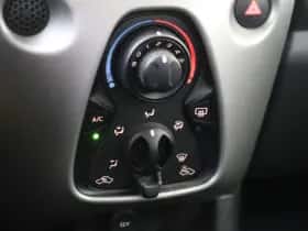 Peugeot 108 (2016) thumbnail 18