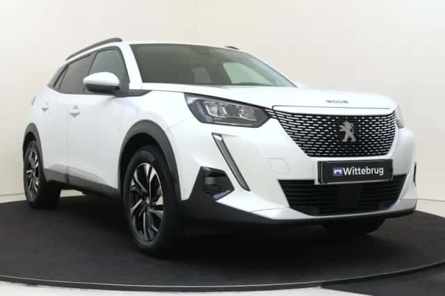 Peugeot e-2008 (2021) thumbnail 3