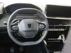Peugeot 2008 (2024) thumbnail 6