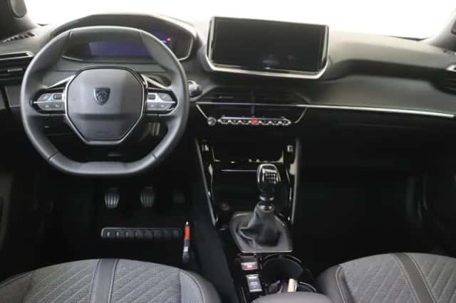 Peugeot 2008 (2025) thumbnail 5