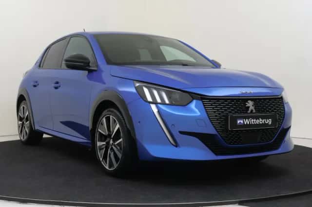 Peugeot 208 (2021) thumbnail 3