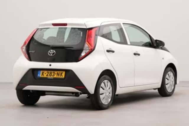 Toyota Aygo (2020) thumbnail 2