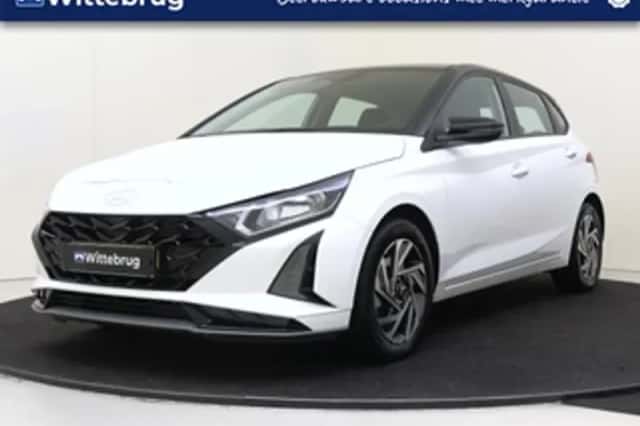 Hyundai i20 (2025) thumbnail 1