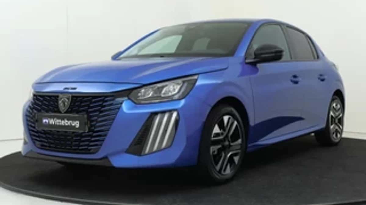 Peugeot 208 (2024) — foto 1
