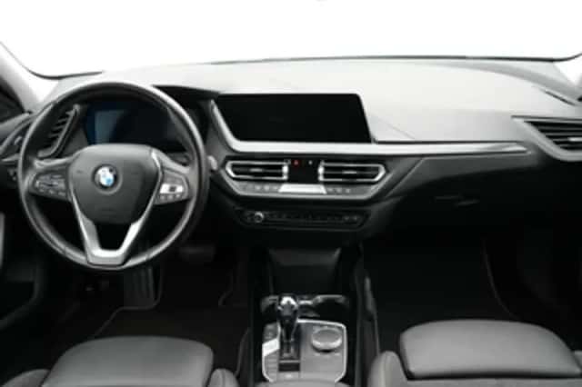 BMW 1-Serie (2021) thumbnail 5