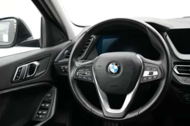 BMW 1-Serie (2021) thumbnail 6