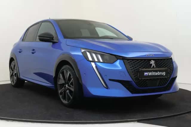 Peugeot 208 (2021) thumbnail 3