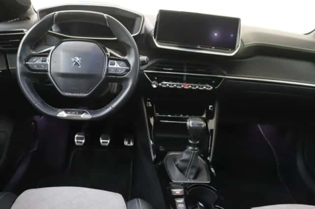 Peugeot 208 (2021) thumbnail 5