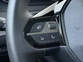 Peugeot 208 (2023) thumbnail 22
