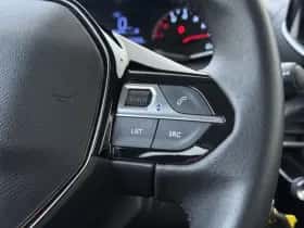 Peugeot 208 (2023) thumbnail 23
