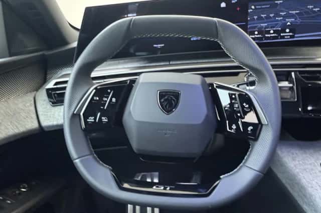 Peugeot 3008 (2025) thumbnail 6