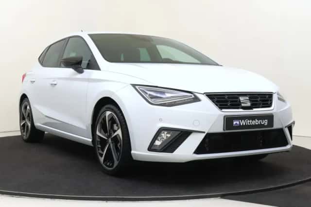 SEAT Ibiza (2021) thumbnail 3