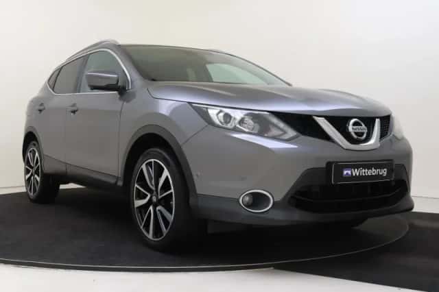 Nissan Qashqai (2017) thumbnail 3