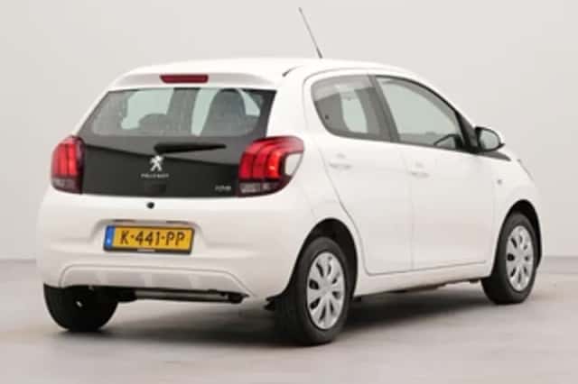 Peugeot 108 (2021) thumbnail 2