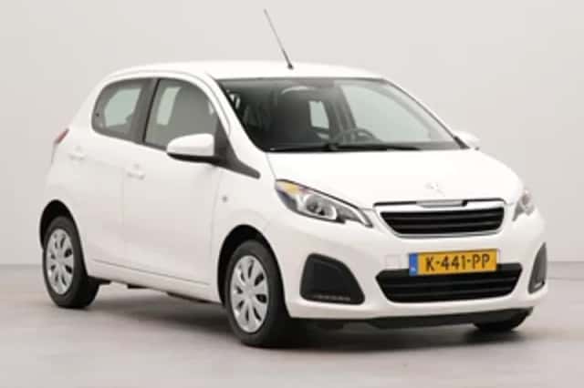 Peugeot 108 (2021) thumbnail 3