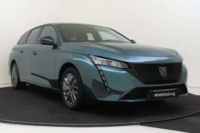 Peugeot 308 (2022) thumbnail 3