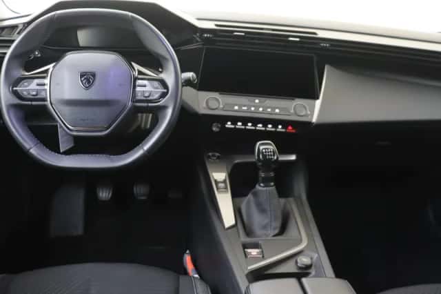 Peugeot 308 (2022) thumbnail 5