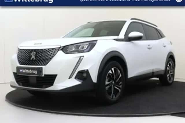 Peugeot e-2008 (2021) thumbnail 1