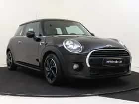 MINI One (2017) thumbnail 3