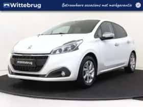 Peugeot 208 (2015)