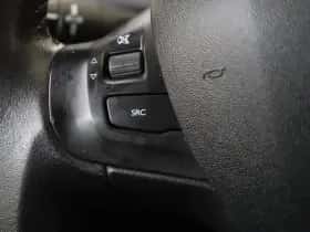 Peugeot 208 (2015) thumbnail 22