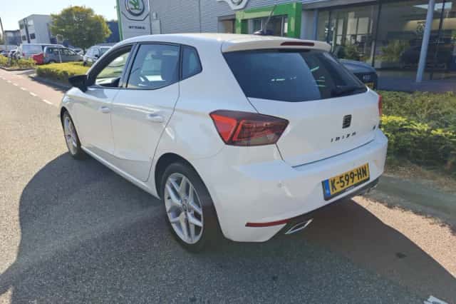 SEAT Ibiza (2021) thumbnail 3