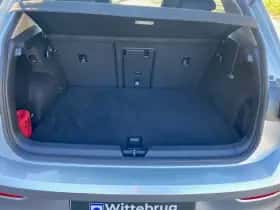 Volkswagen Golf (2022) thumbnail 22