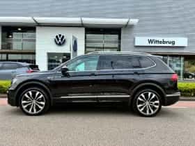 Volkswagen Tiguan (2021) thumbnail 3